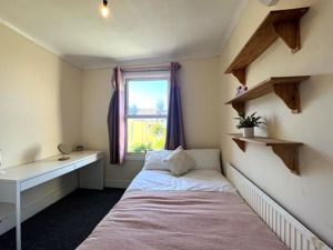 Photo 17- click for photo gallery